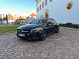 Mercedes-Benz CLA 180 -