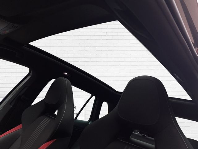 Fahrzeugabbildung SKODA Kamiq 1,5 TSI Monte Carlo KLIMA LED ALU