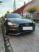 Audi S4 3.0 TFSI tiptronic quattro Avant - - Audi S4 mit Benzin-Antrieb: Kombi