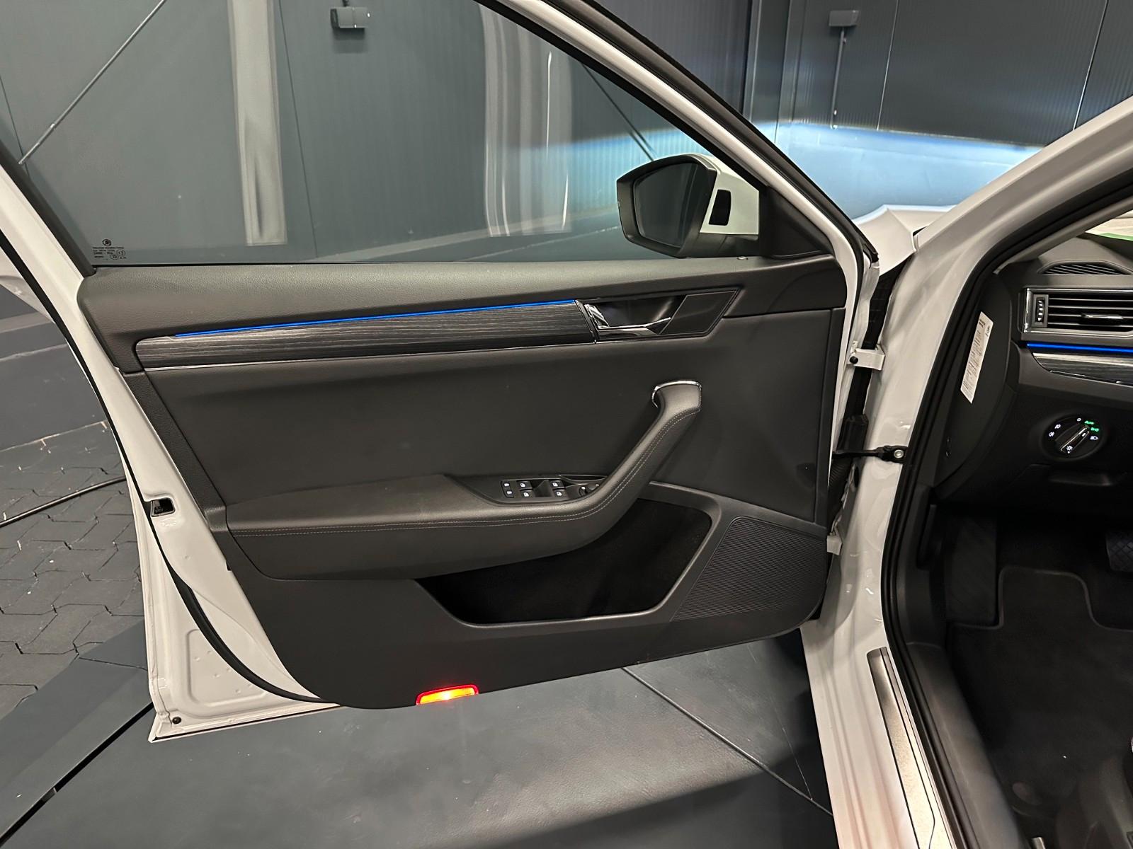 Skoda Superb Lim. Style 4x4 *PANORAMA*LEDER*360*19Zoll, миниатюра 14