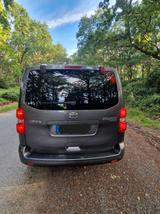 Toyota Proace (Verso) 2,0-l-D-4D 130kW L1 Executive... - Toyota 7-Sitzer