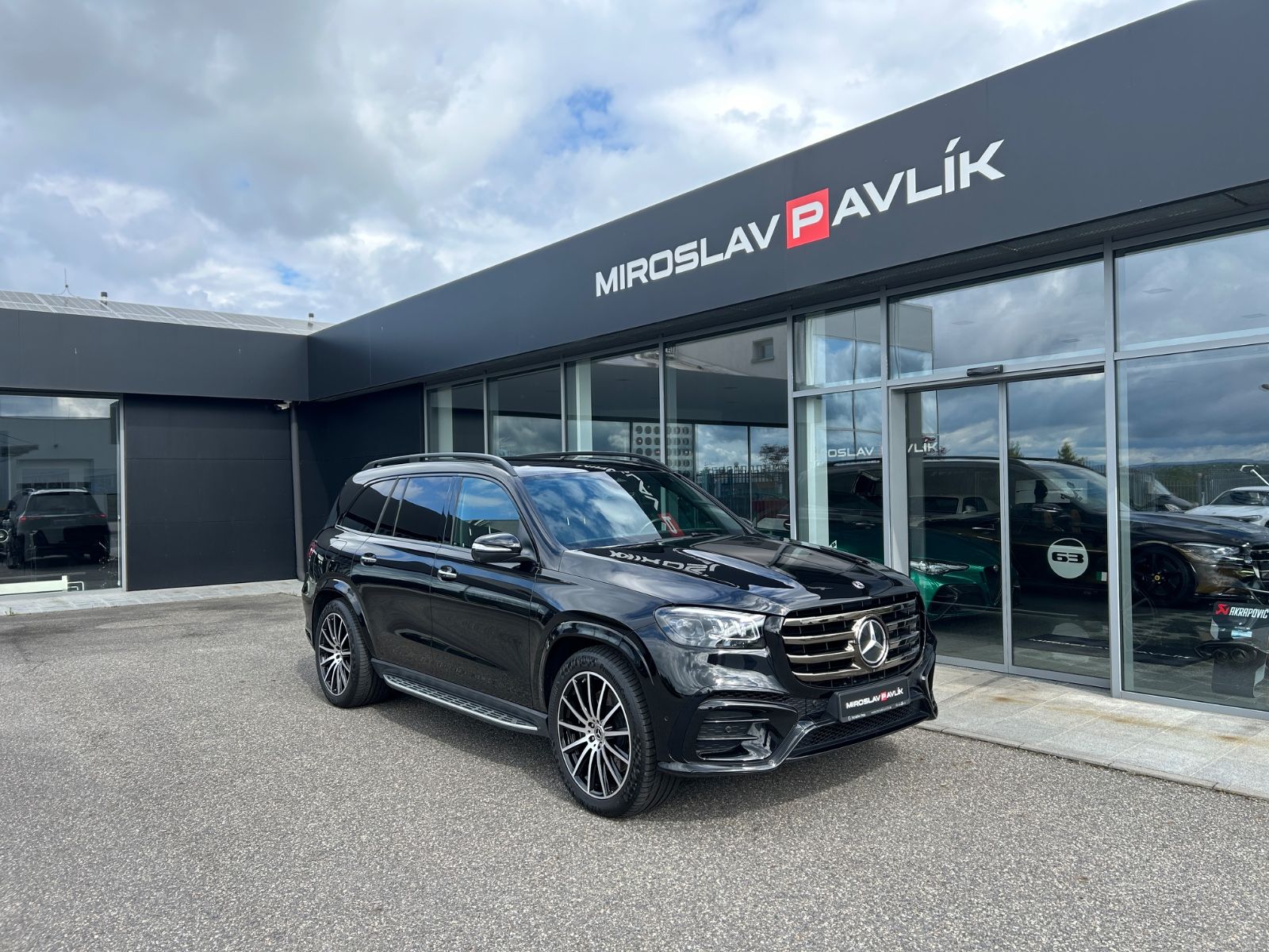 MERCEDES-BENZ GLS 450d 4MATIC AMG AIRMATIC GARANTIE