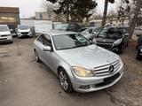Mercedes-Benz C 280 Avantgarde*AUTO*NAVI*ALU*TEMPOMAT