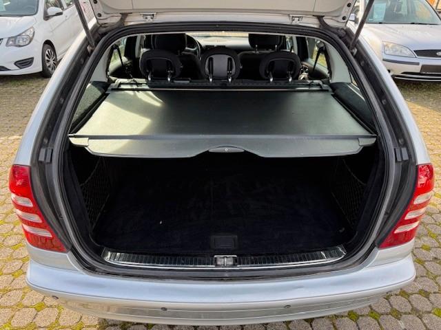 Mercedes-Benz C220 2007 — photo 15