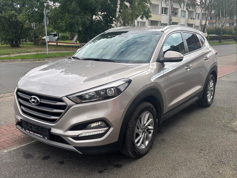 Hyundai Tucson 2WD AUTOMATIK +NAVI+EURO6