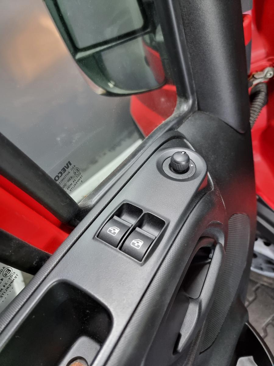 Iveco Daily 35 S13, PRITSCHE, 3 SITZER, KLIMA, 35TKM