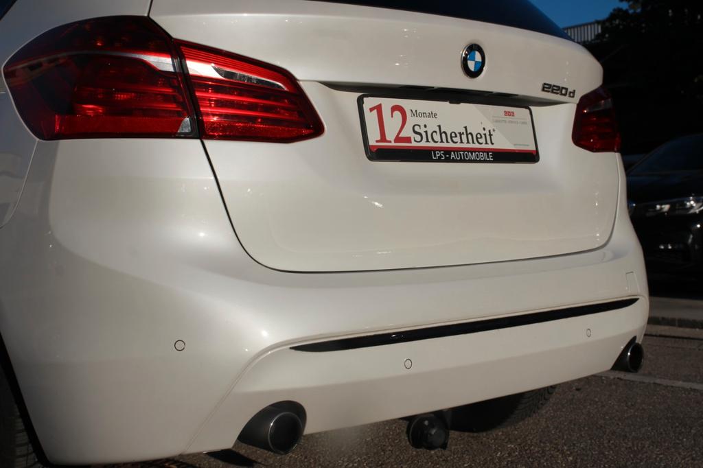 BMW 220