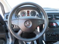 MERCEDES-BENZ B 170 Ahk Audio20 Sitzhzg PTS HU/AU neu MERCEDES-BENZ B 170 Ahk Audio20 Sitzhzg PTS HU/AU neu
