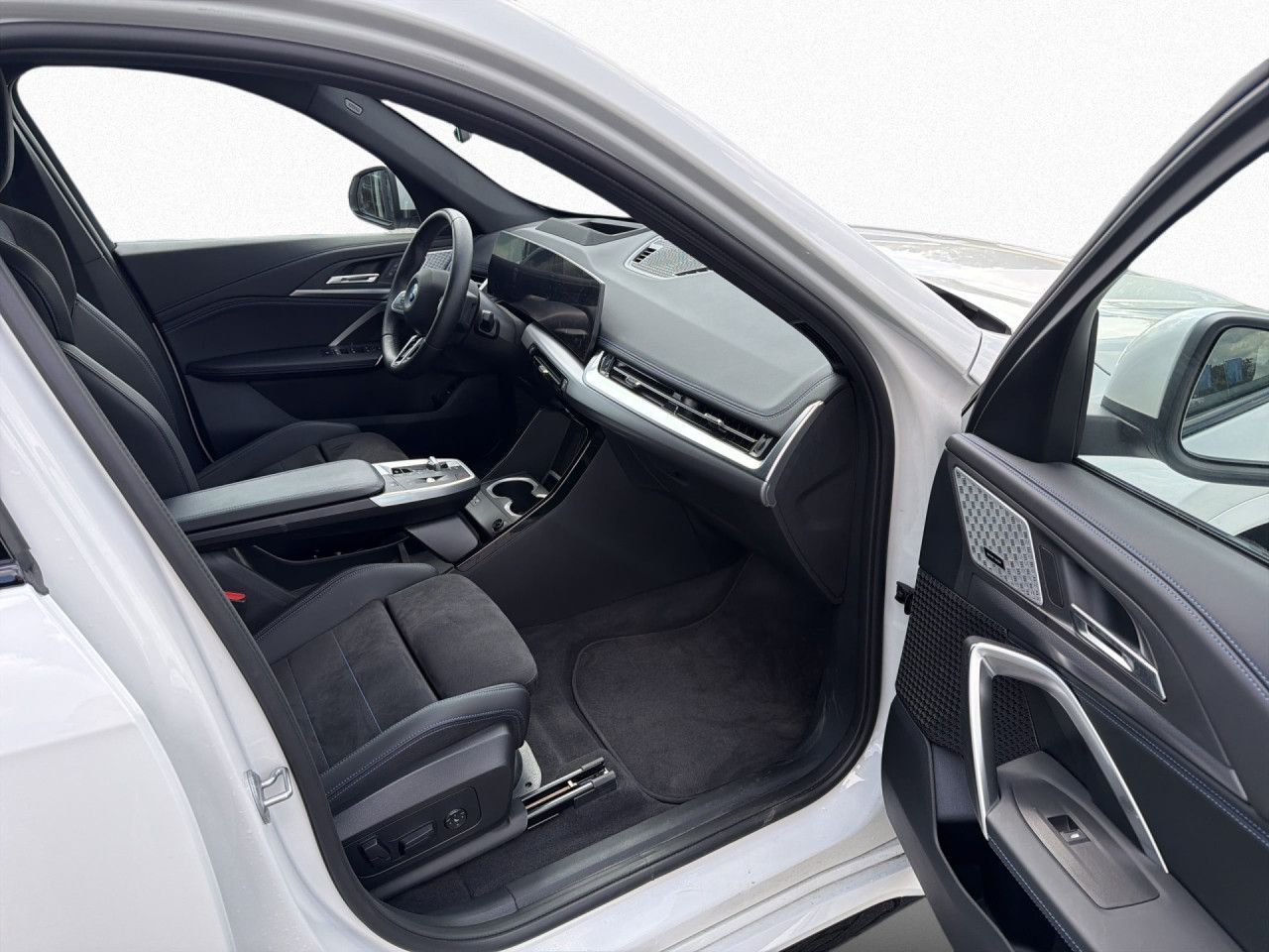 BMW iX1 - Bild 14