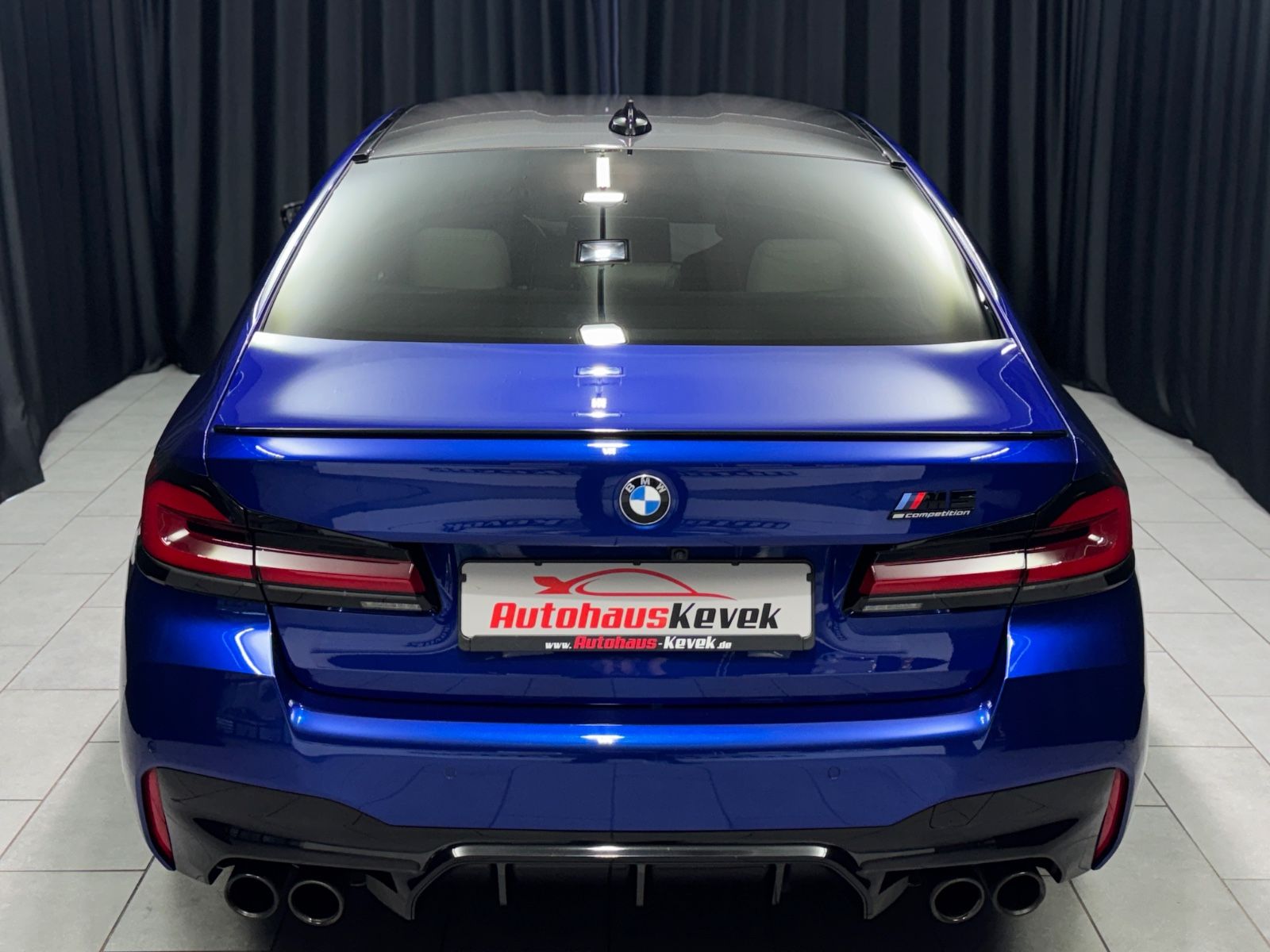 Fahrzeugabbildung BMW M5 Limousine Competition|KERAMIK|HEAD-UP|
