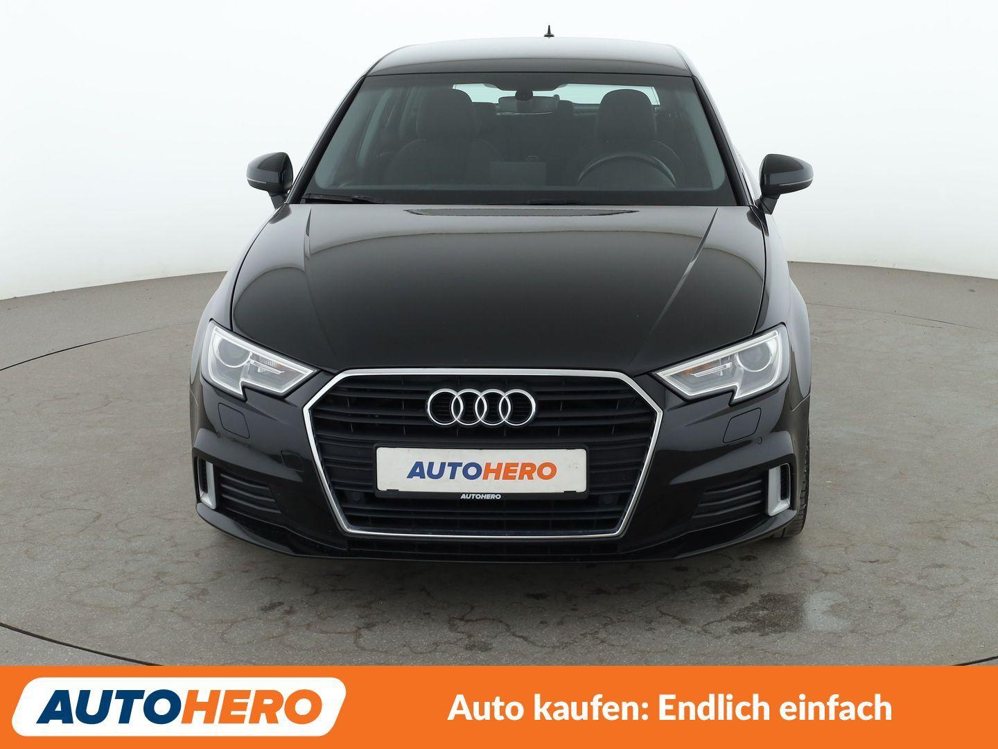 Audi A3 Sportback 35 TFSI Sport Aut. *NAVI*BI-XENON*