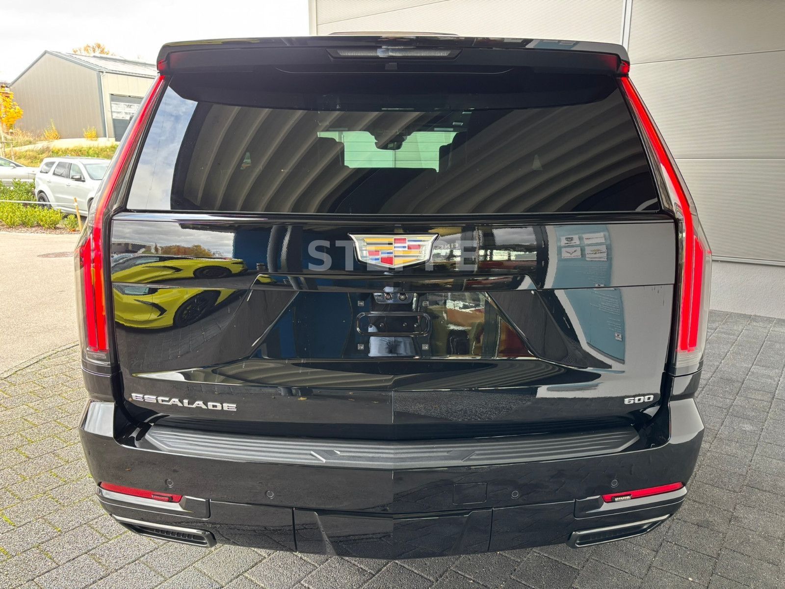 Cadillac Escalade FACELIFT MY26 6.2 V8 Sport Platinum 24"