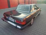 Mercedes-Benz SL 560 Cabrio, unverbasteltes V8 Original - Mercedes-Benz SL 560 von privat
