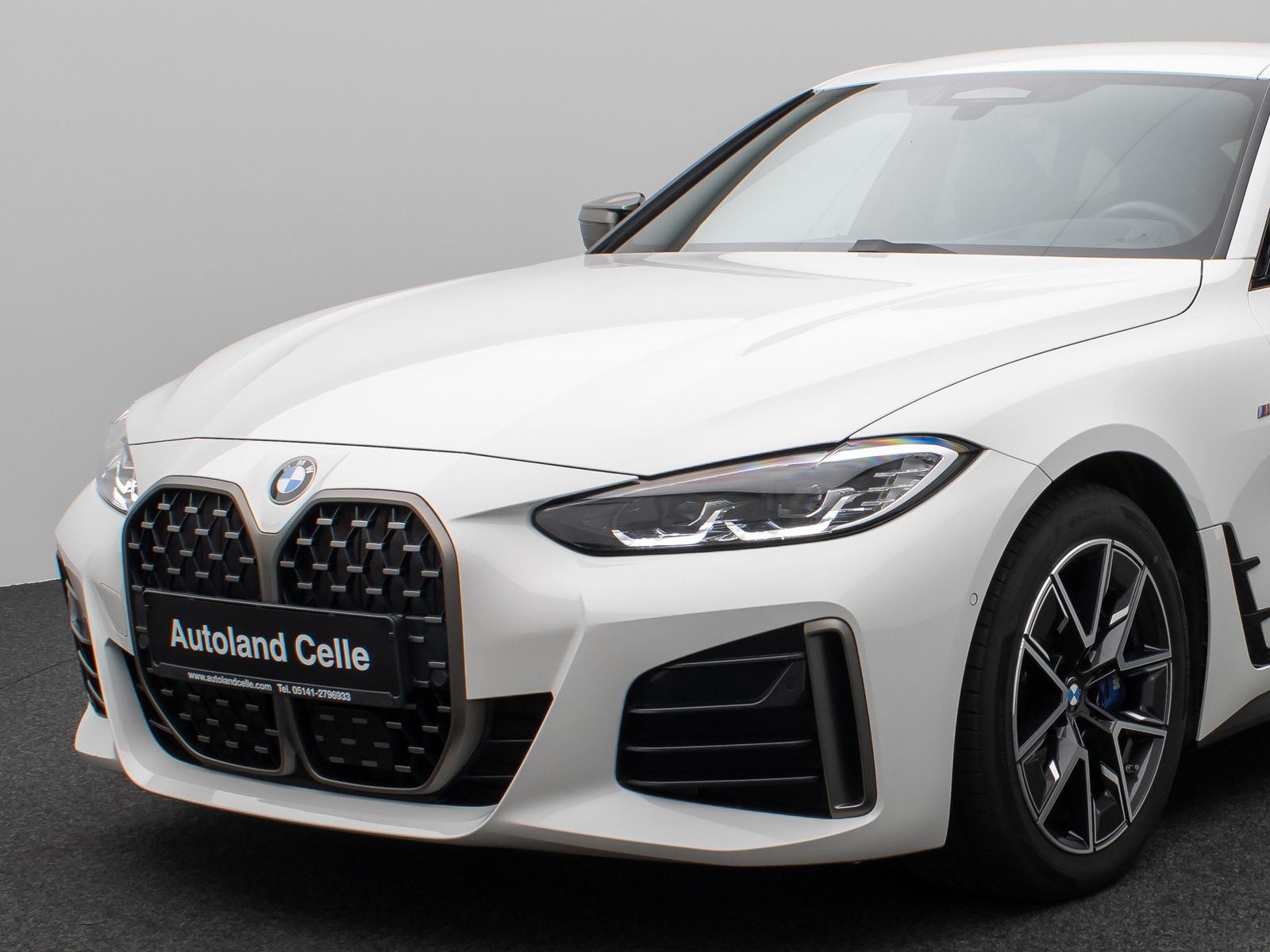 Fahrzeugabbildung BMW M440i xD Gran Coupè Kamera HUD DAB H/K ACC Alarm
