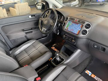 Volkswagen Golf Plus VI Match *TEILLEDER*NAVI*SZHZ*PDC*