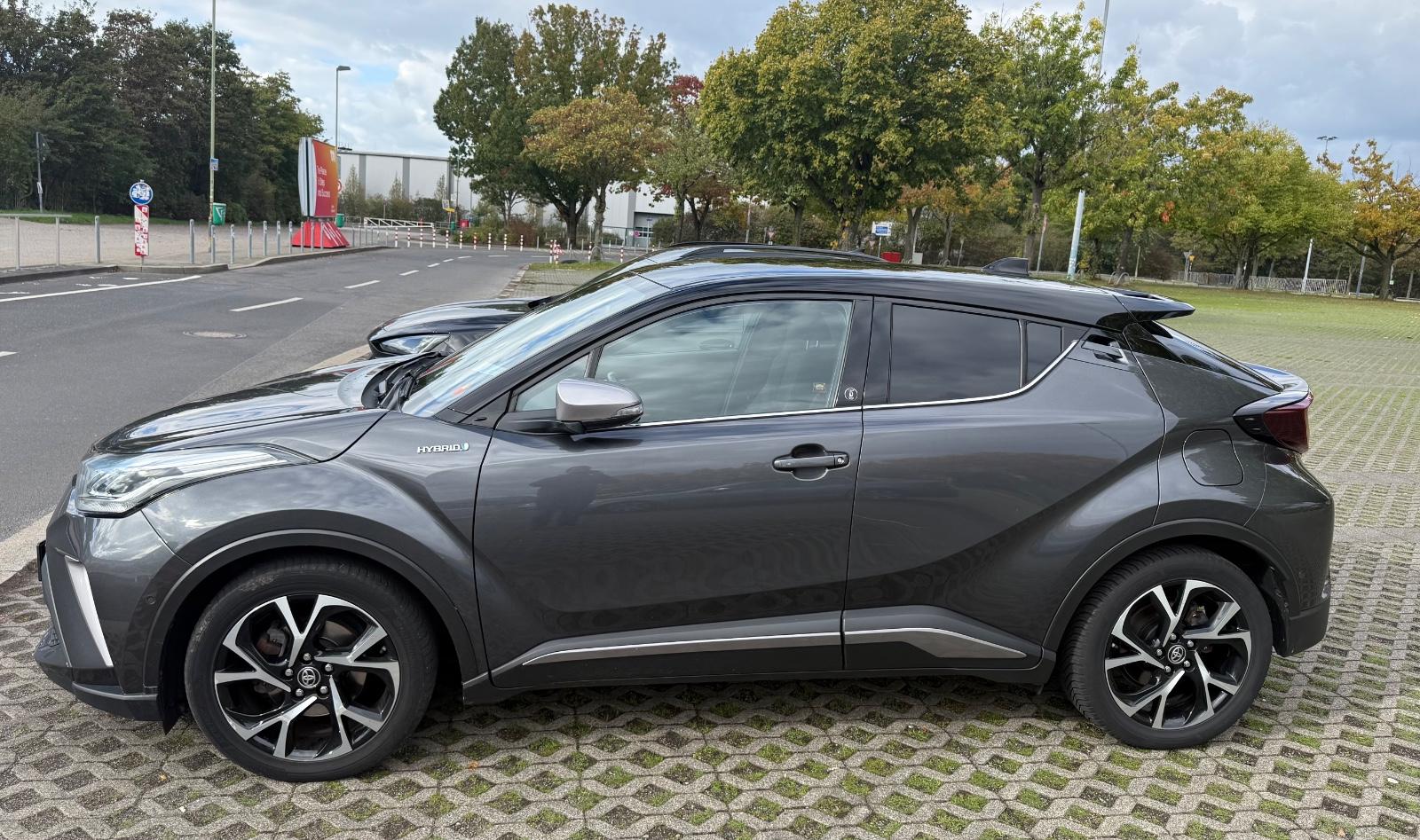 Toyota C-HR 2.0-l-VVTi Hybrid Team Deutschland Team