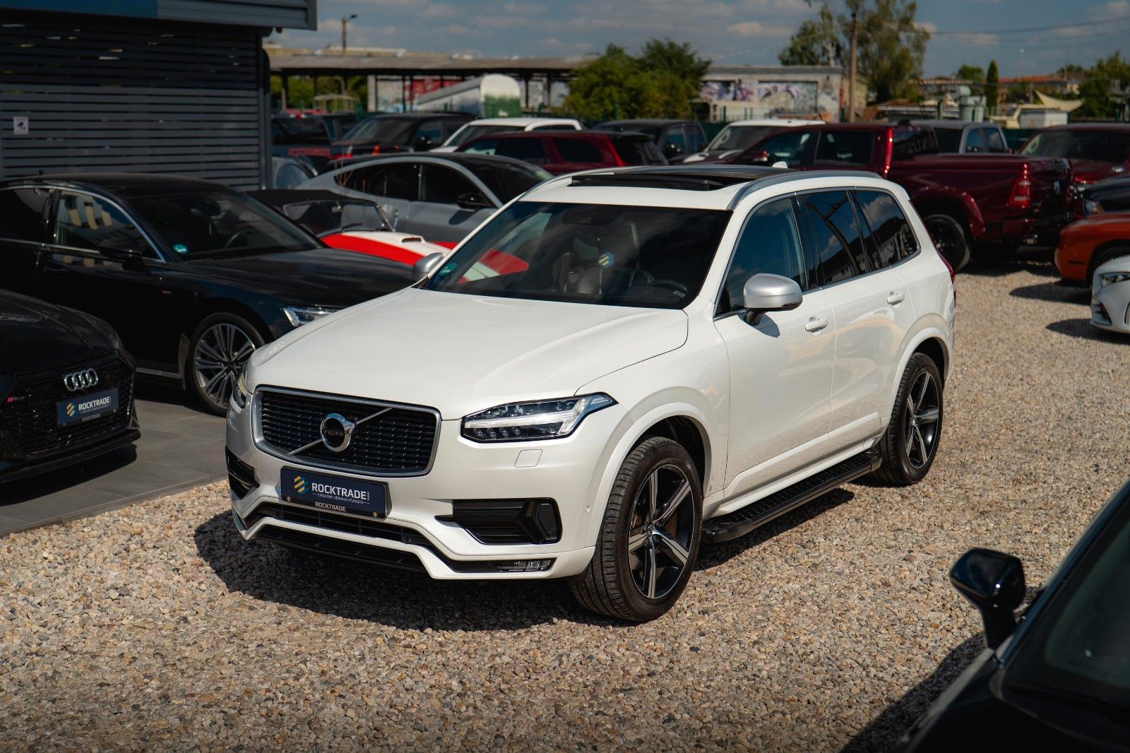 Fahrzeugabbildung Volvo XC90 R Design AWD Night-Paket | ACC | PANO | LED