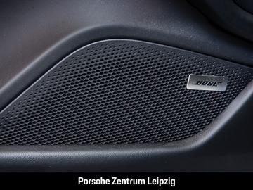 صورة مصغرة 21 لـ 2024 Porsche TAYCAN