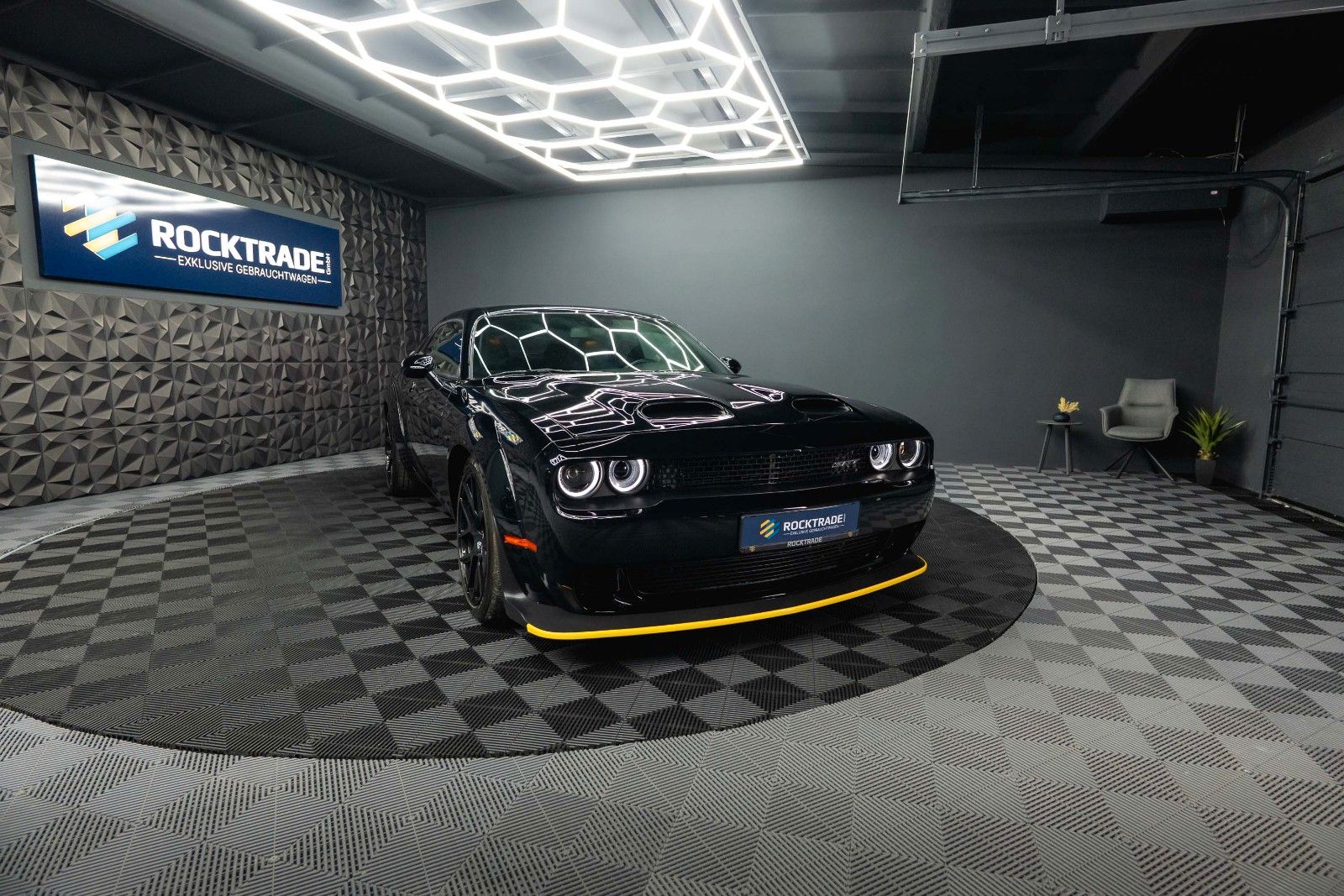 Fahrzeugabbildung Dodge Challenger 5.7 V8 R/T SRT WIDE BODY *LED*19%*