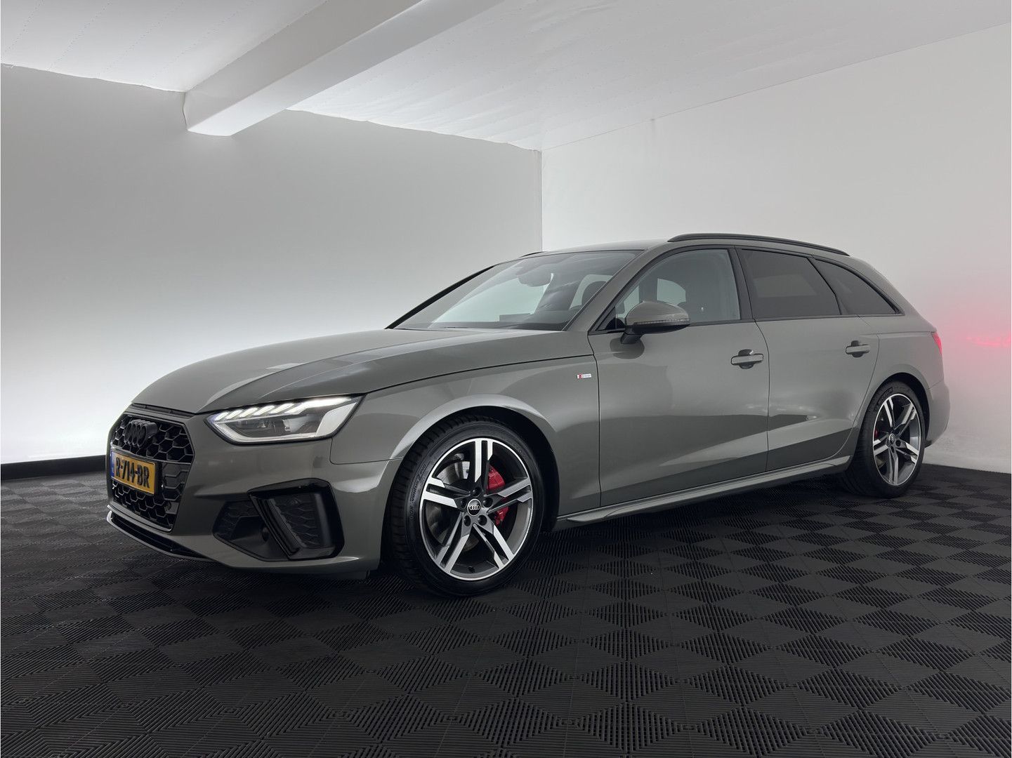 Audi A4 Avant 40 TFSI S edition (INCL.BTW) Aut. *LEAT imagem 3