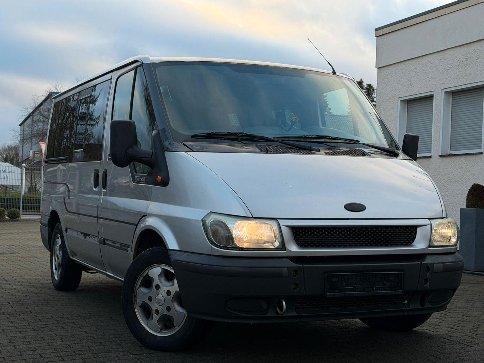Ford Transit Euroline 2.0l D ; 7 Sitzer ;  Standh.