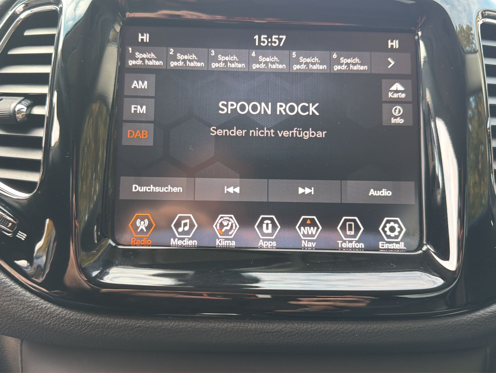 Fahrzeugabbildung Jeep Compass 1.3 T-GDI I4 LIMITED DCT 150 PS