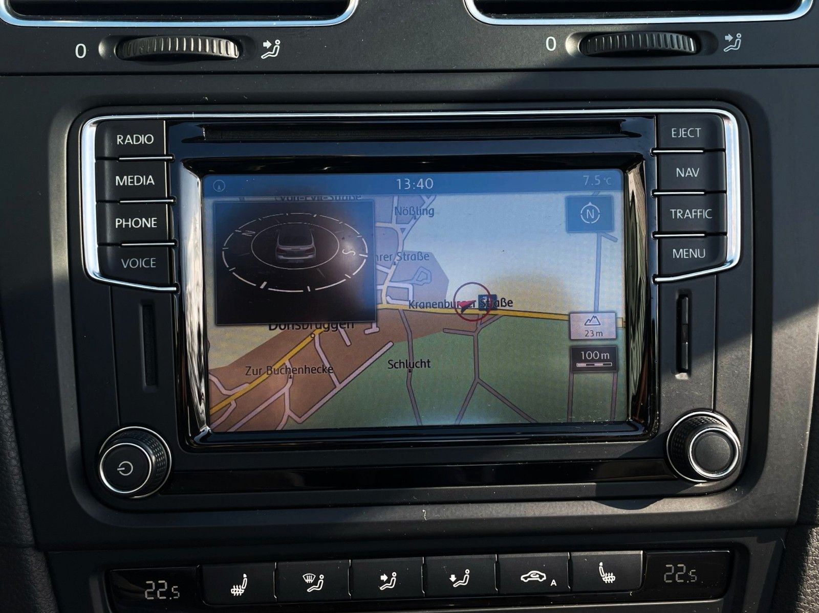 Fahrzeugabbildung Volkswagen Golf VI CABRIO EXCL EDITION KLIMAAUT LEDER NAVI
