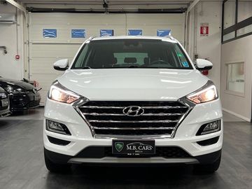 Hyundai TUCSON - 2