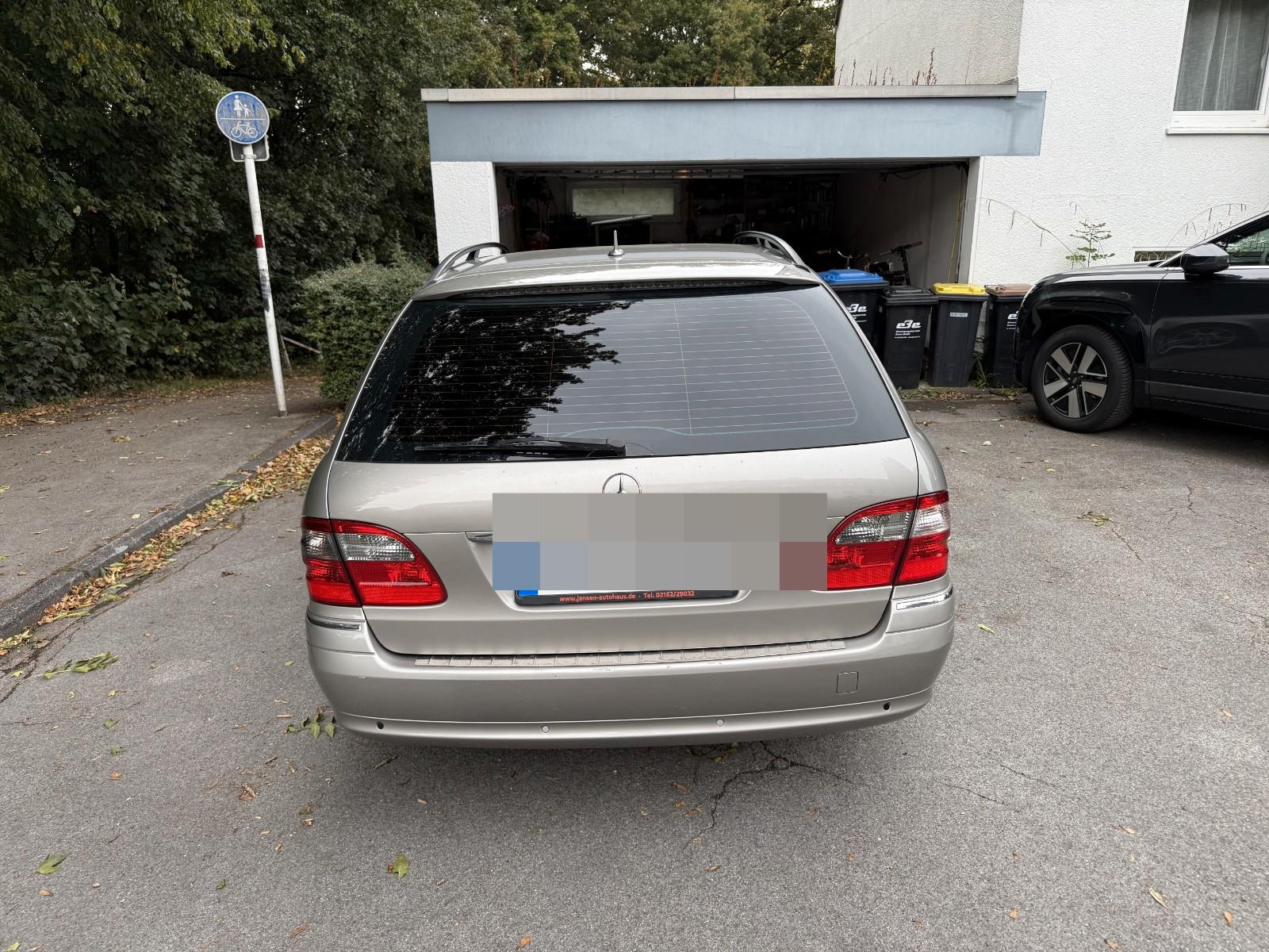 Mercedes-Benz E200 2006 — engine 1.796 cm³, 184 HP (135kW)