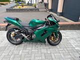 Kawasaki ZX6r - KAWASAKI 2006 ZX6R
