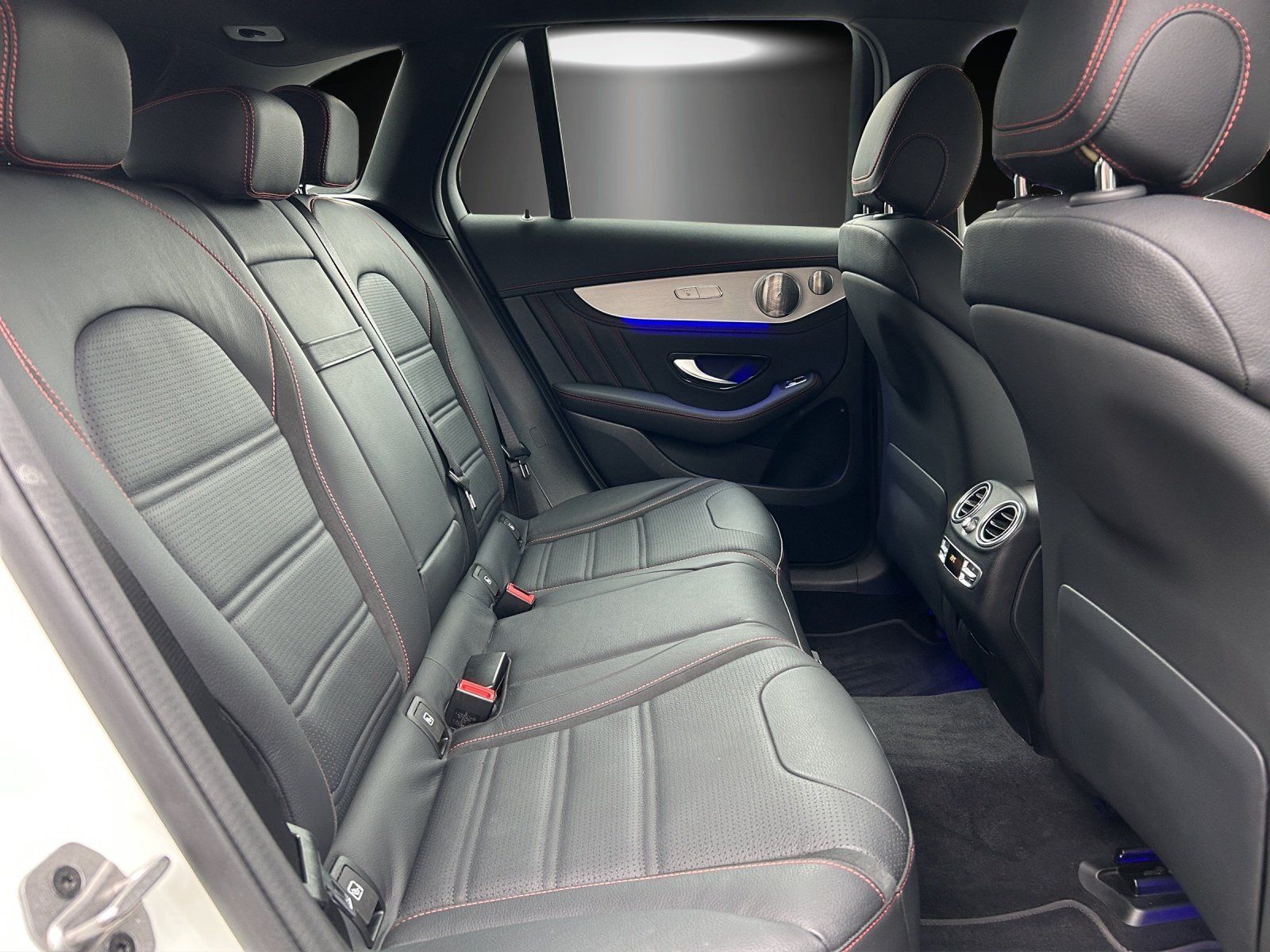 Fahrzeugabbildung Mercedes-Benz GLC 43 AMG Carbon DISTRO Perf.AGA Pano MLED Memo