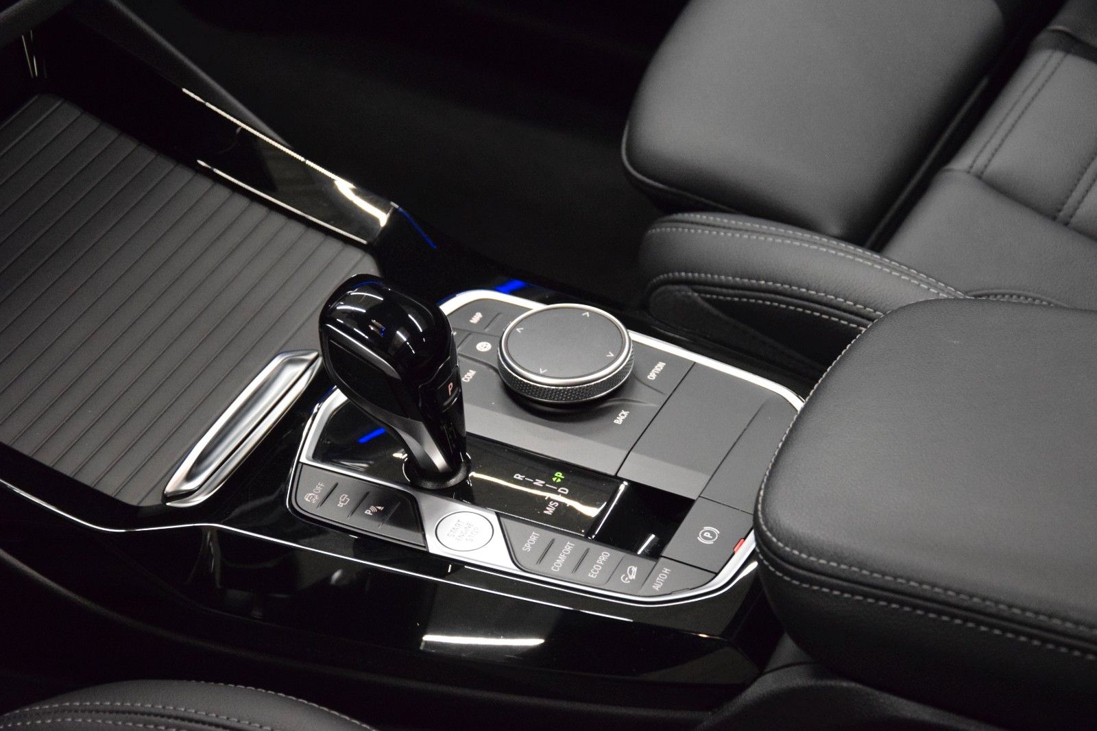 Fahrzeugabbildung BMW X3 xDrive 20 i M Sport H&k ACC Laser Pano Leder