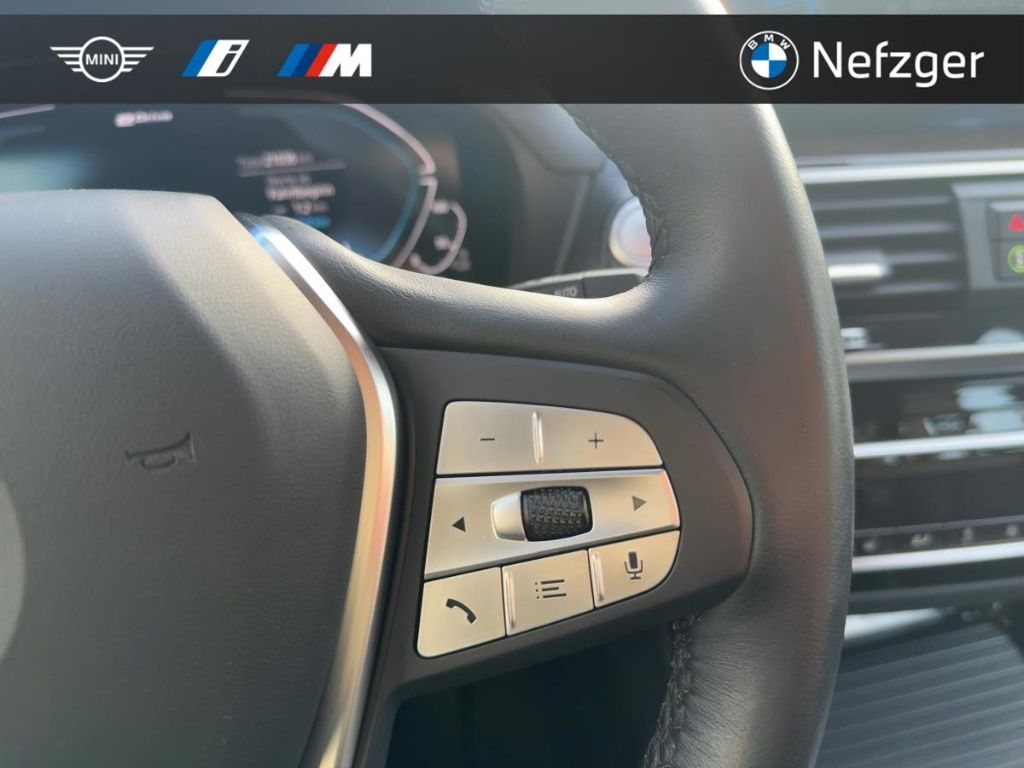 BMW X3 xDrive30e Advantage Park-Assistent HiFi foto 17