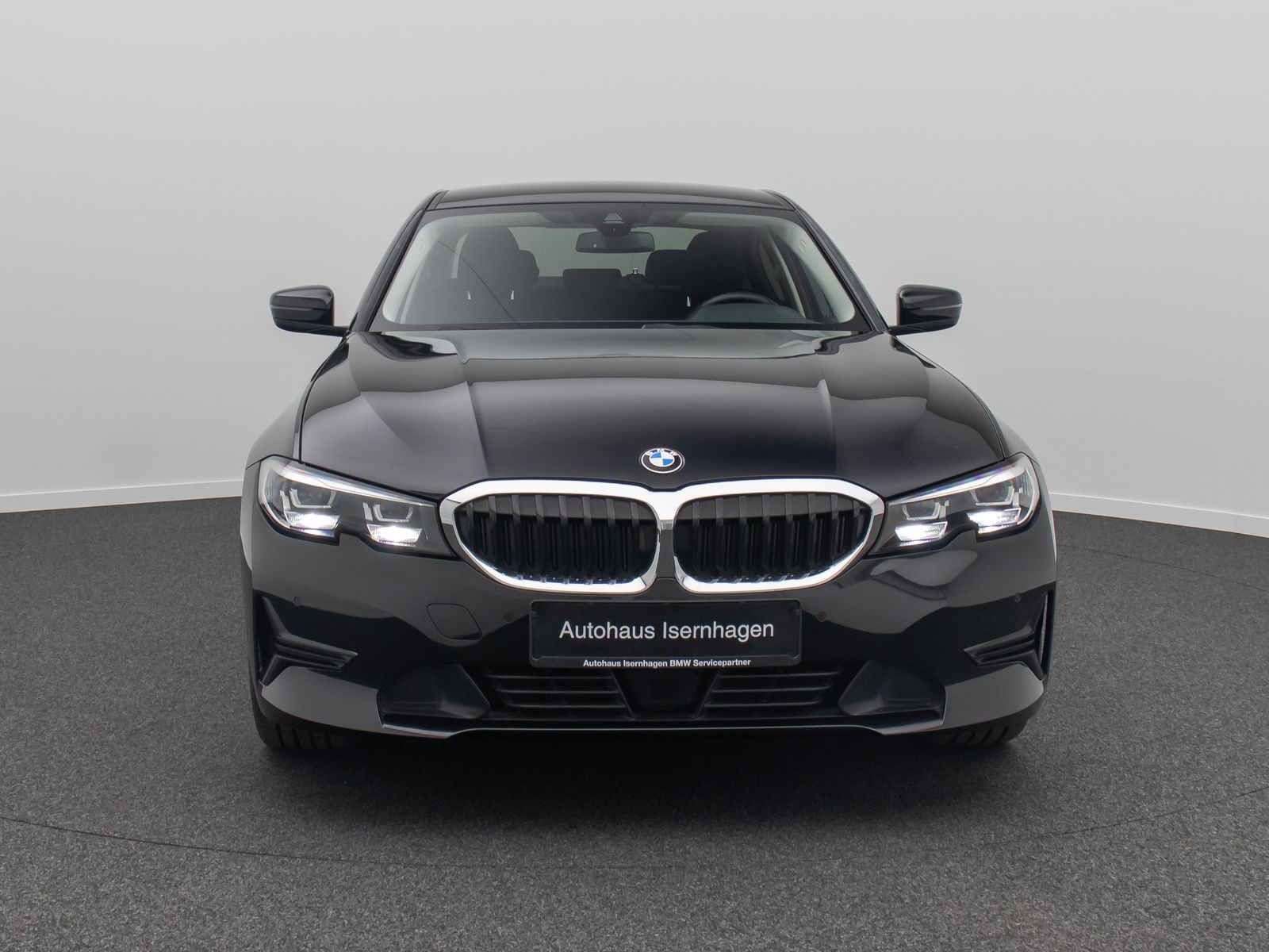 Fahrzeugabbildung BMW 320d Kamera DAB HiFi Stop&Go Fernlichtassist LED