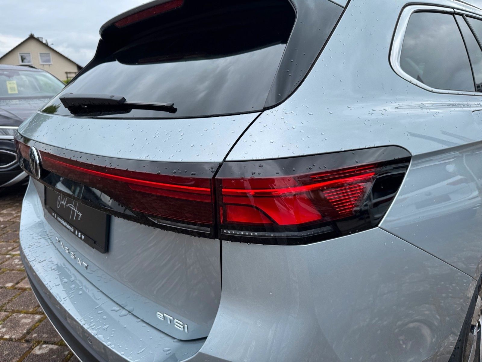 Fahrzeugabbildung Volkswagen Passat Variant 1.5 eTSI Business