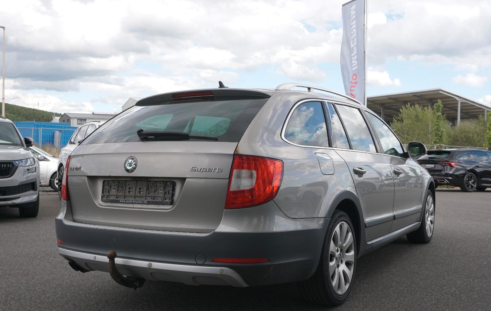 Skoda Superb 2013 — engine 1.968 cm³, 140 HP (103kW)
