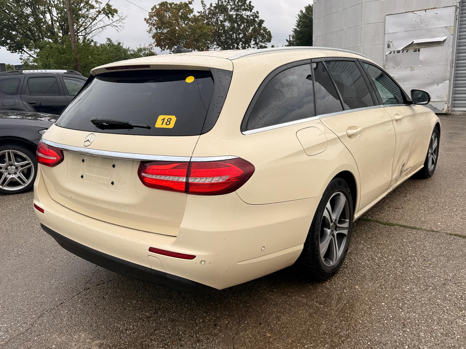 Mercedes-Benz E 220 E T-Modell    Vollfahrbereit