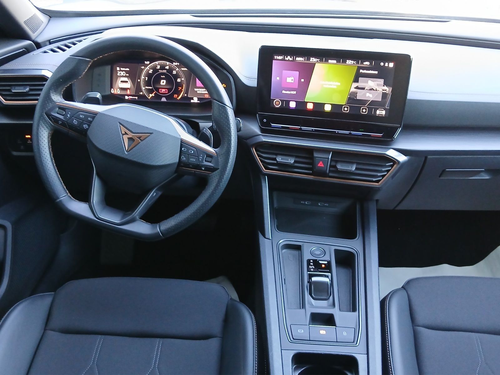 Cupra Formentor 1.5 TSI DSG 360 SHZ APP LED PDC foto 5