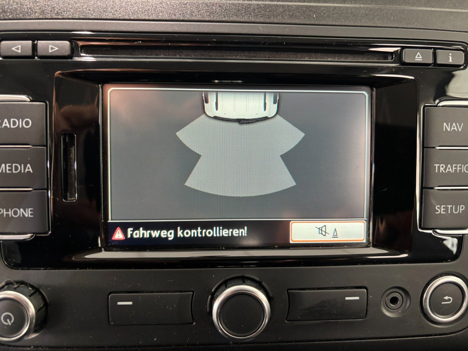 Fahrzeugabbildung Volkswagen Caddy 1.6D Kombi Maxi Trendline AHK/7-SITZER/PDC