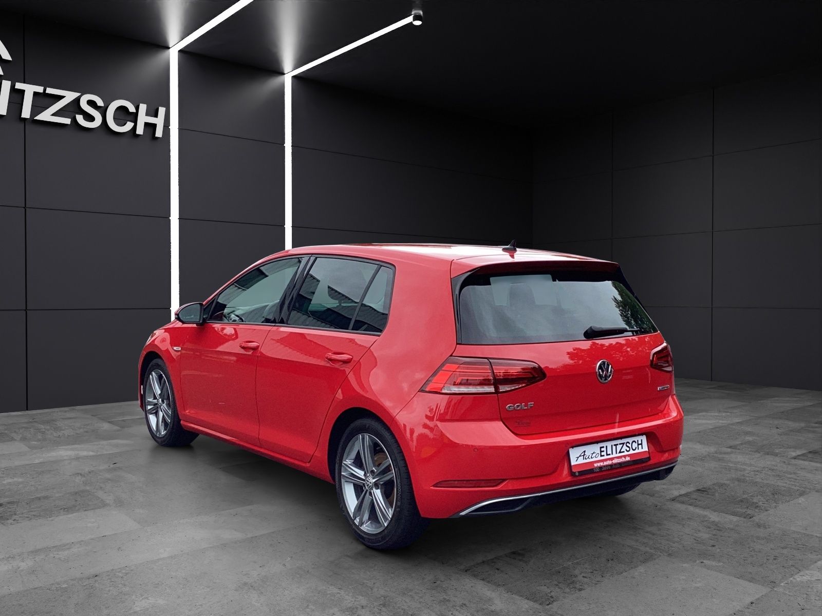 Fahrzeugabbildung Volkswagen Golf VIII TSI Comfortline