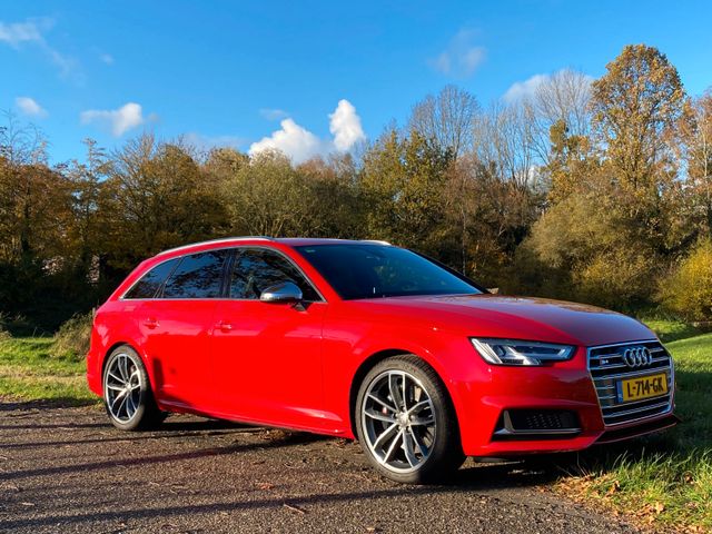 Audi S4  ~ Quattro ~ Avant ~ 3.0 TFSI ~ Tiptronic