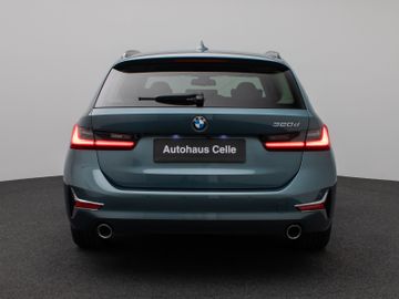 Fahrzeugabbildung BMW 320d Luxury Line Kamera HUD DAB HiFi Komfort LED