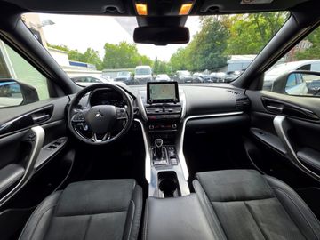 Mitsubishi Eclipse Cross - 12