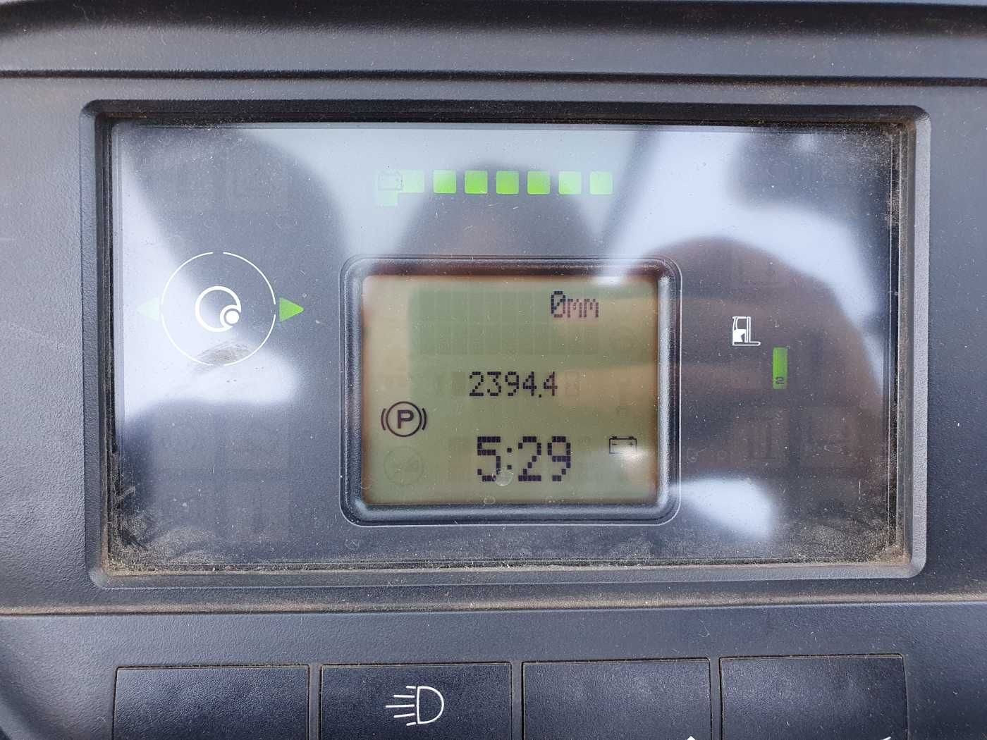 Fahrzeugabbildung Linde R12B-01 / nur 2.394h! / Hubhöhe: 6m / 2015