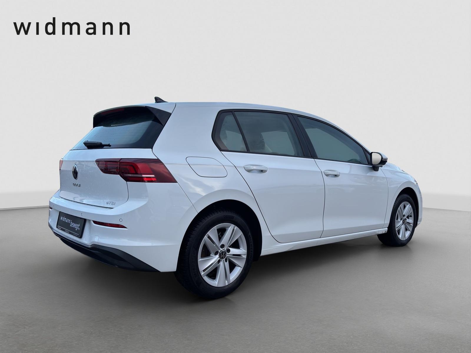 Volkswagen Golf Life 1.5 eTSI 115 PS DSG KAMERA ACC Harman