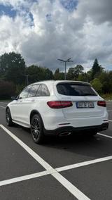 Mercedes-Benz GLC 300 4MATIC Autom. - PANO ,AMG LINE, LEDER - Mercedes-Benz GLC 300 von privat