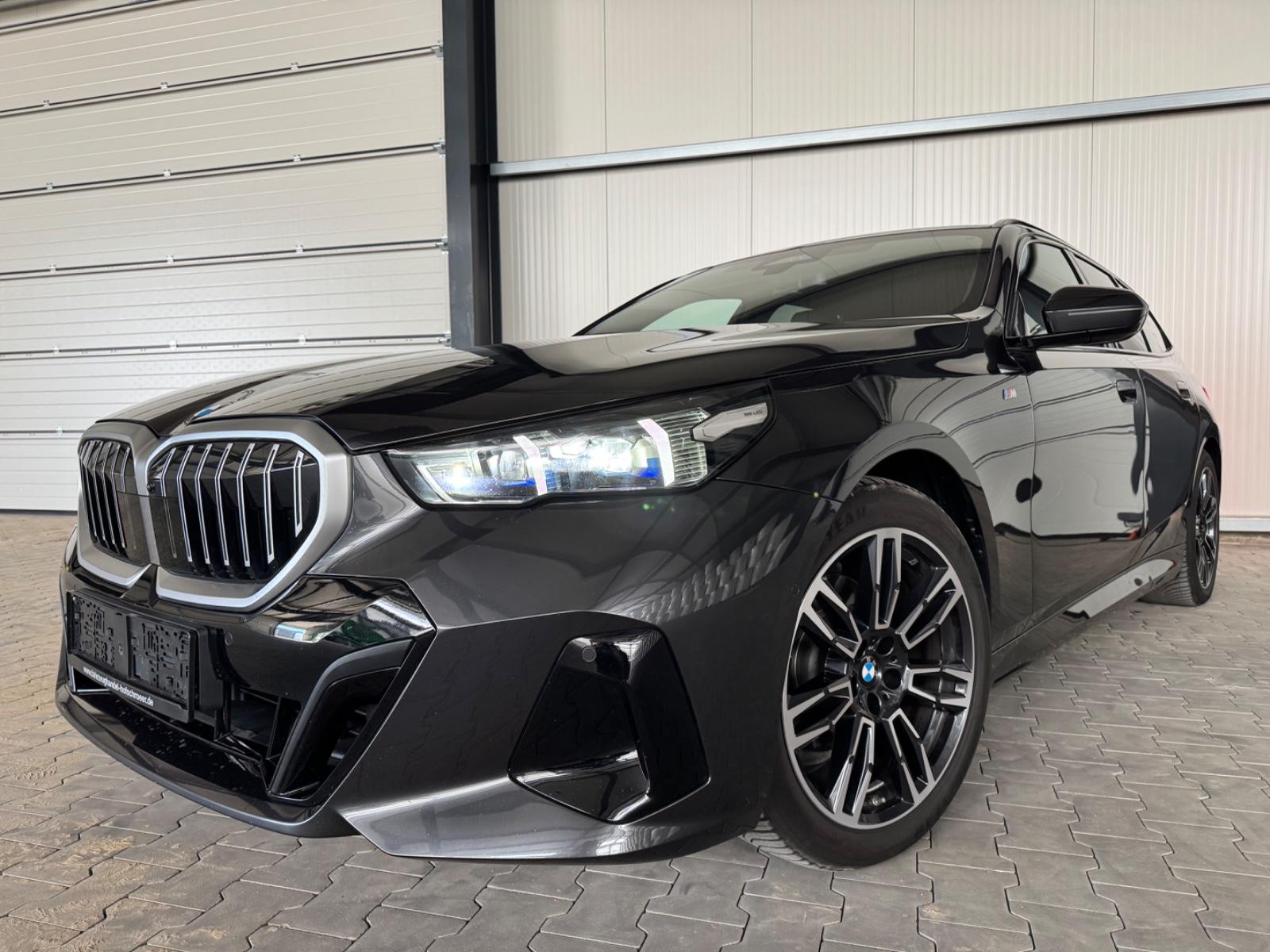 BMW 520d Touring M SPORT StHz. AHK PANO 360° SITZBEL