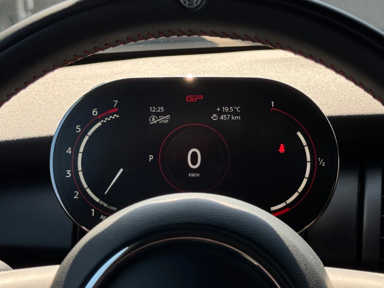 Fahrzeugabbildung MINI John Cooper Works GP CarPlay Tempomat SHZ DAB