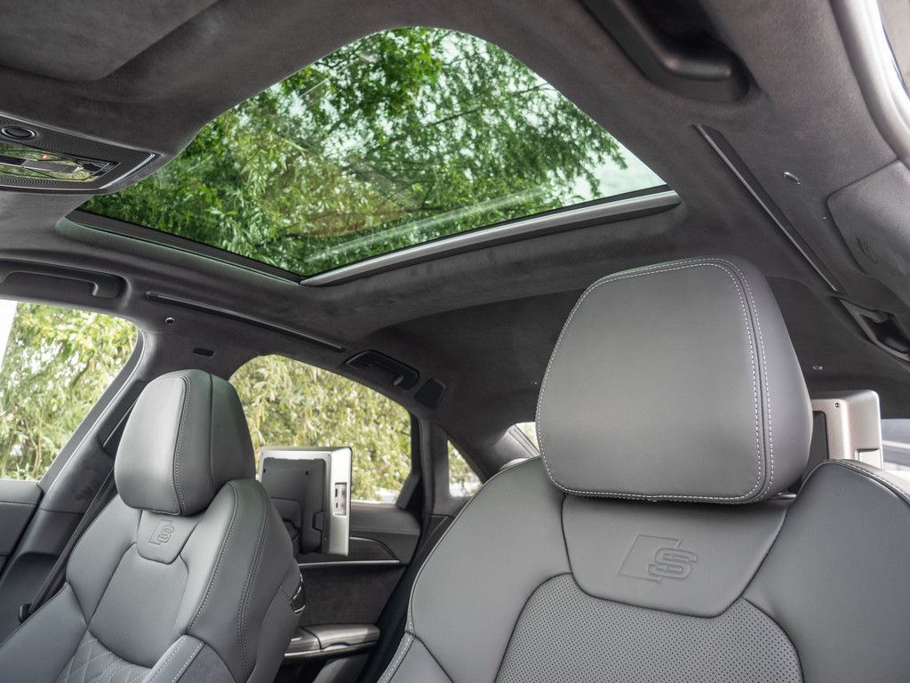 Audi S8 - Bild 26