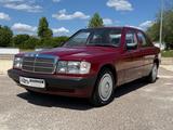 Mercedes-Benz 190 E 1.8 W201*Neu TÜV+AU* - Mercedes-Benz 190: Limousine